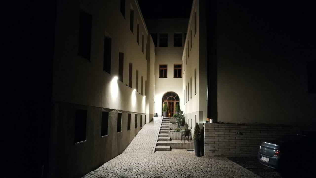 Penzion Stastny Medved Znojmo Exterior photo