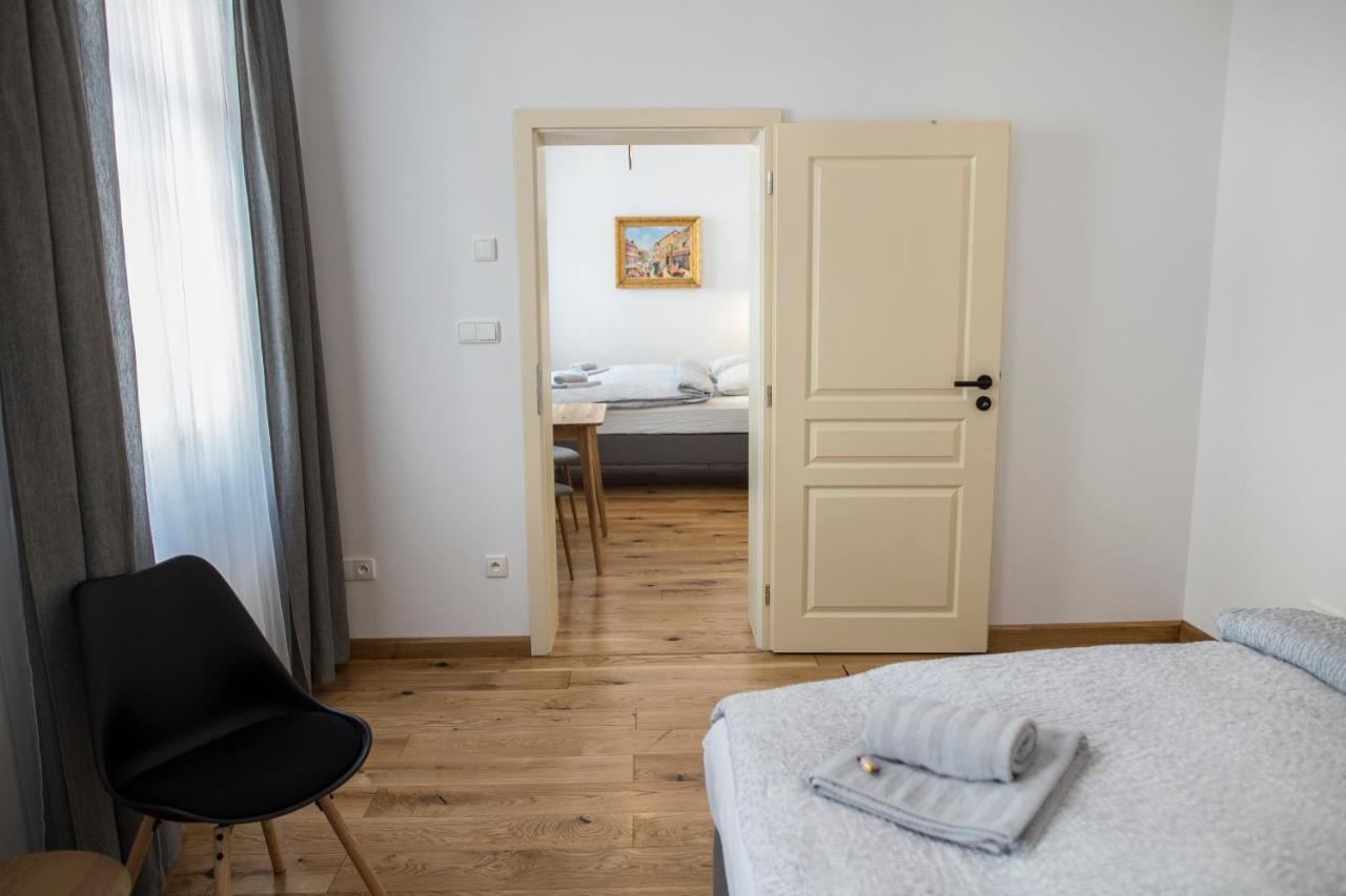 Penzion Stastny Medved Znojmo Exterior photo